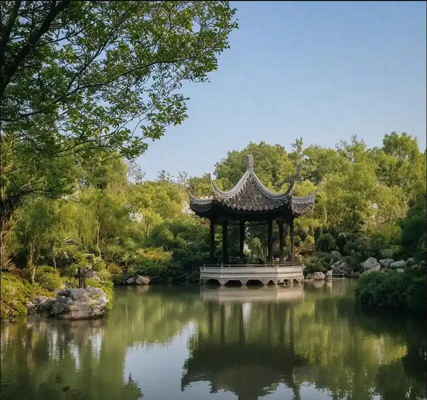 雅安雨城迷失土建有限公司